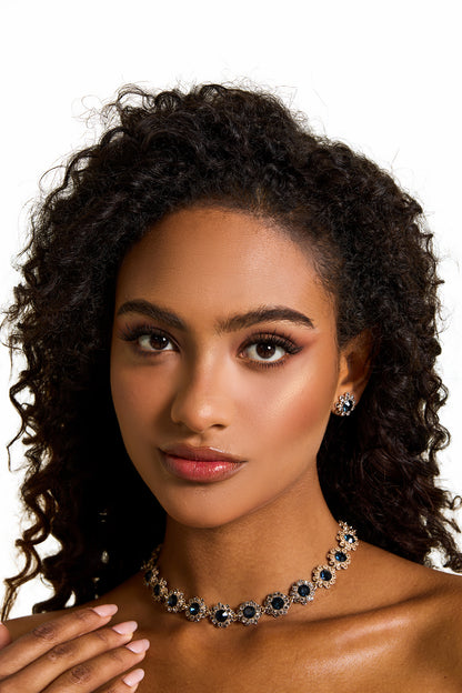 Conjunto de gargantilla y pendientes de botón con diamantes de imitación y piedras preciosas 