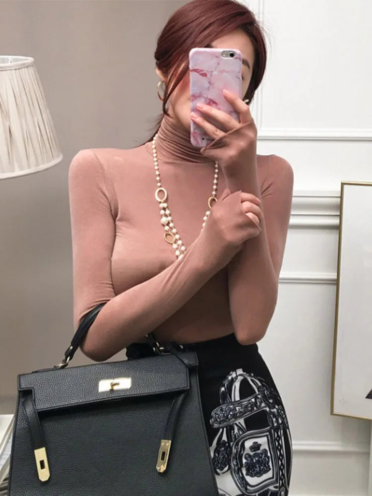 Camiseta de moda de otoño 2025 para mujer, camisetas lisas de manga larga con cuello alto, parte inferior ajustada para mujer, camiseta sexy transparente, ropa