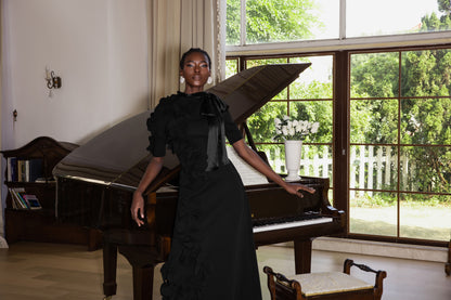 Vestido largo de manga media con encaje y flores 3D 