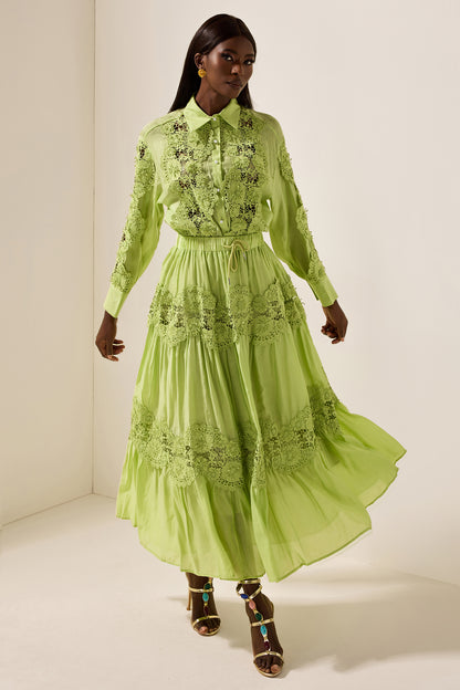 Conjunto de top liso con encaje bordado y falda midi de cintura media con encaje 