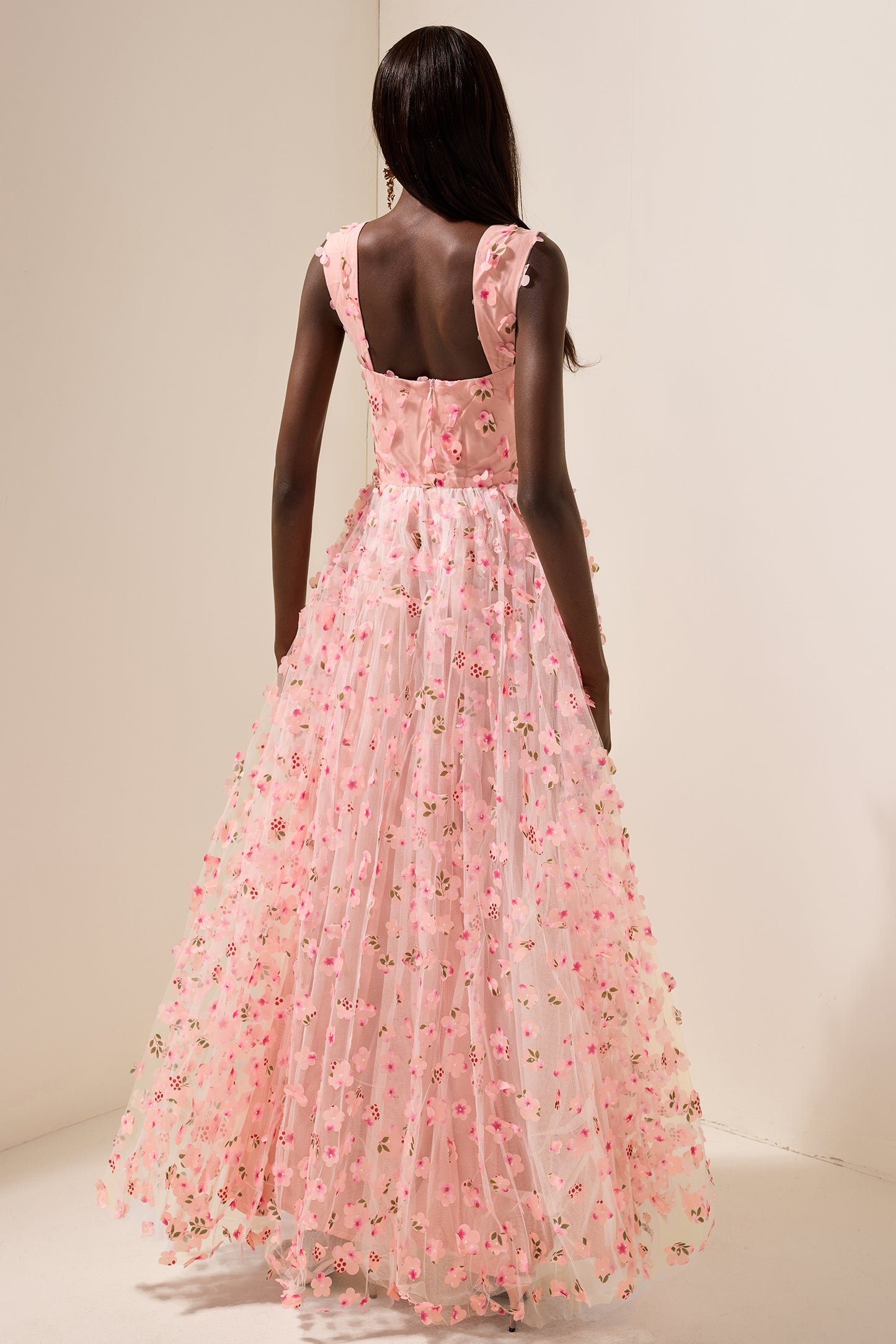 Vestido largo sin mangas de malla floral 3D 