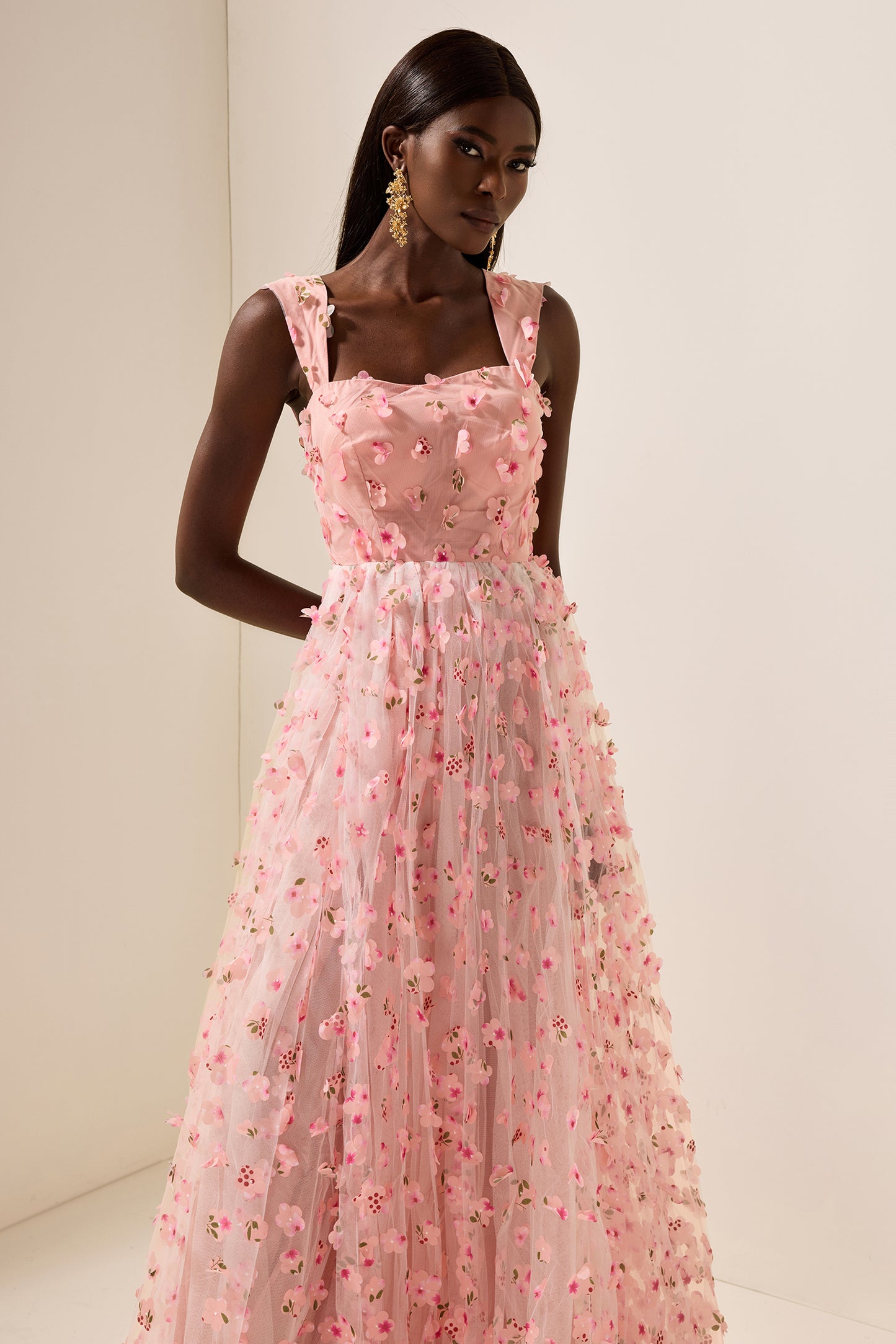 Vestido largo sin mangas de malla floral 3D 