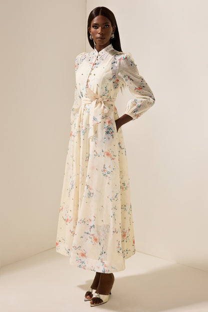 Vestido midi con parte inferior de diamantes de imitación y flores 