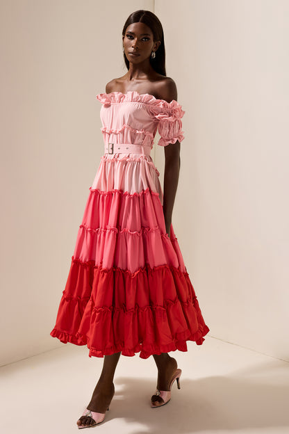 Vestido midi con volantes y hombros descubiertos en color contrastante 