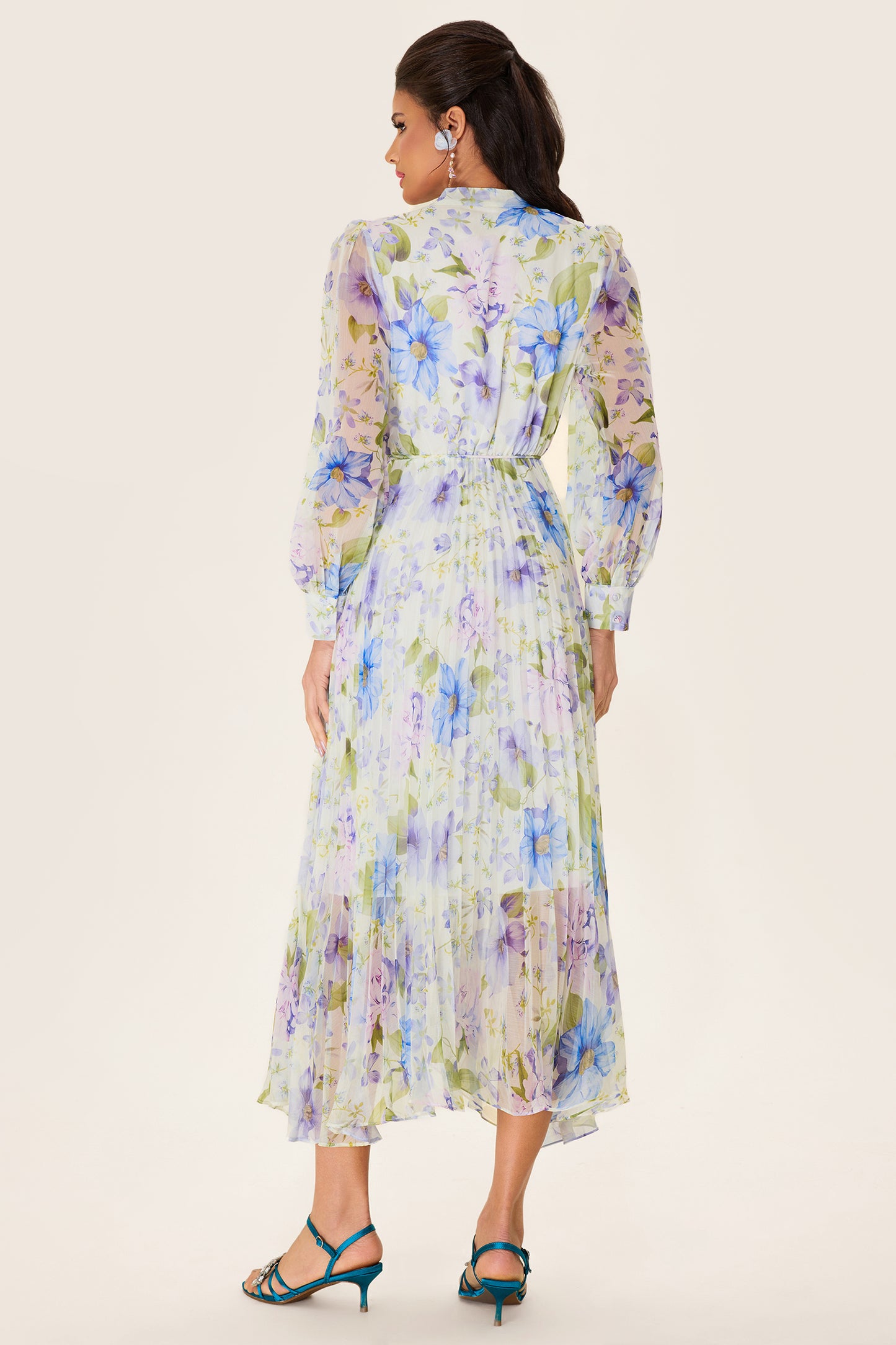 Vestido midi de gasa plisado con flores 