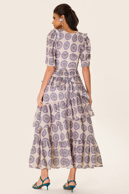 Vestido midi con lazo y mangas abullonadas con volantes 