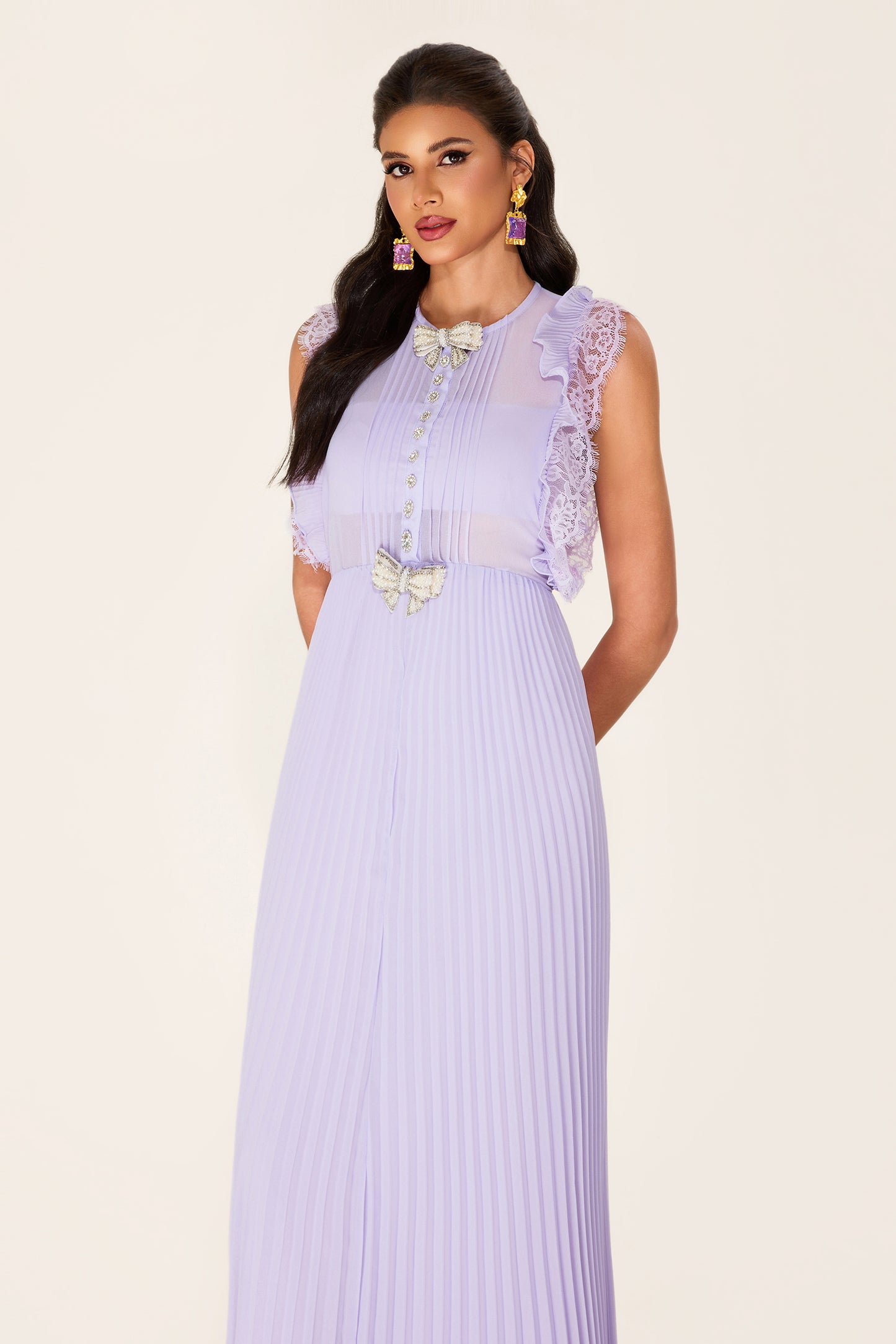 Vestido midi plisado sin mangas con lazo de diamantes de imitación 