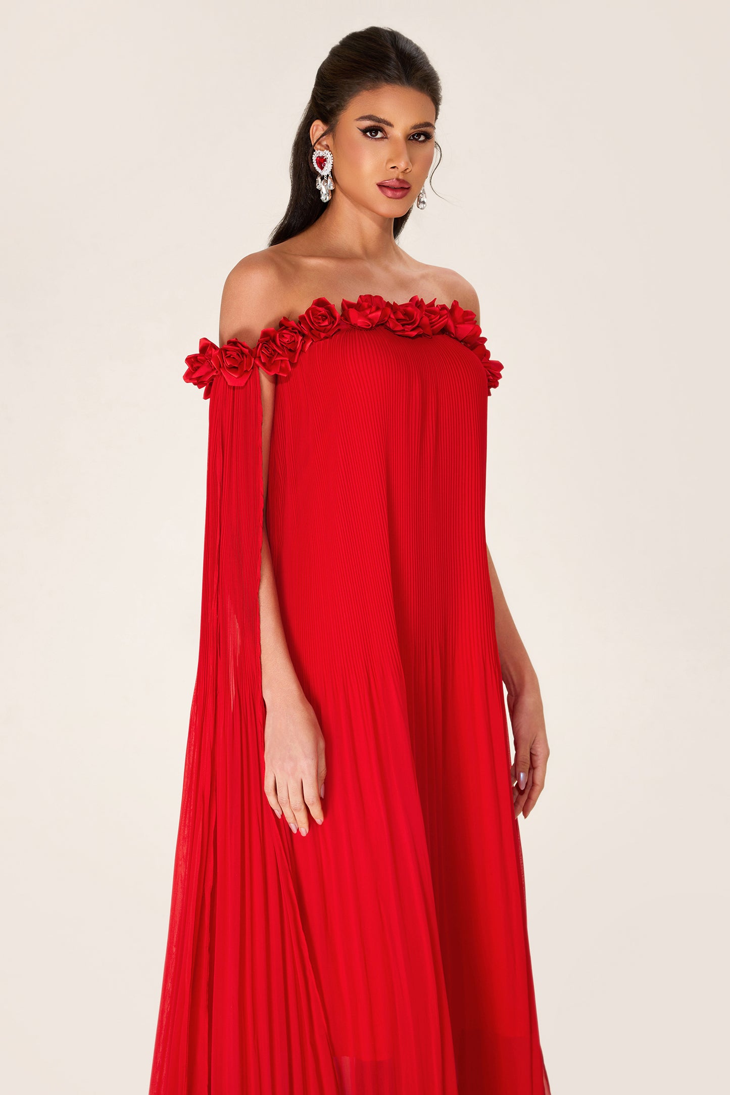 Vestido midi con hombros descubiertos y estampado floral 3D liso 