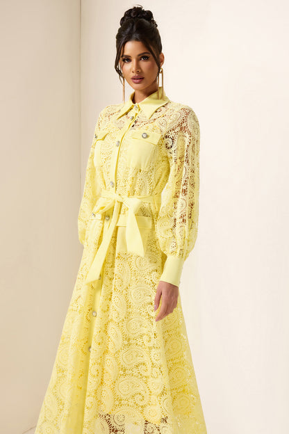 Vestido midi con bolsillo bordado liso 