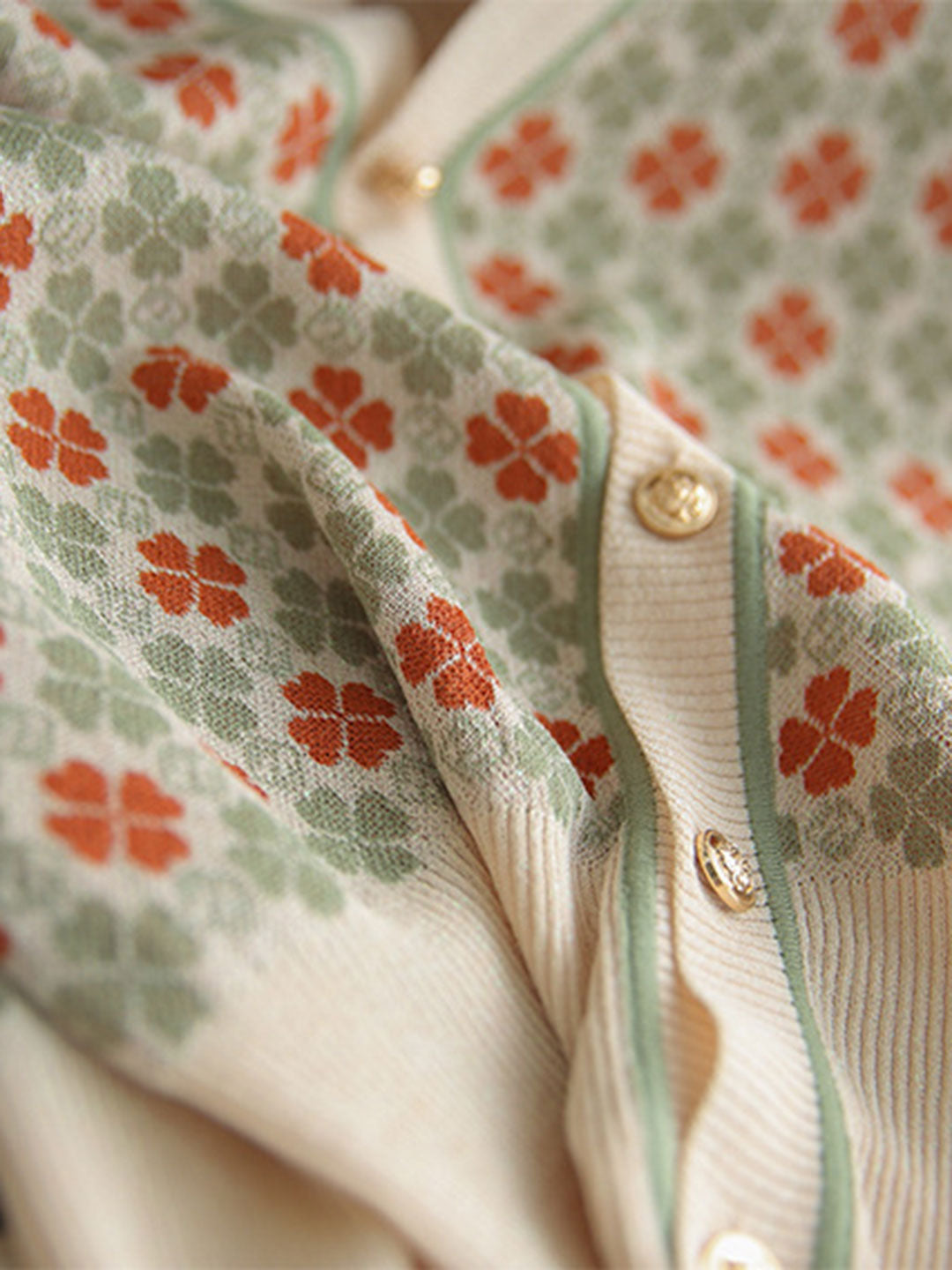 Trinity Classic V-neck Knitted Cardigan-Green