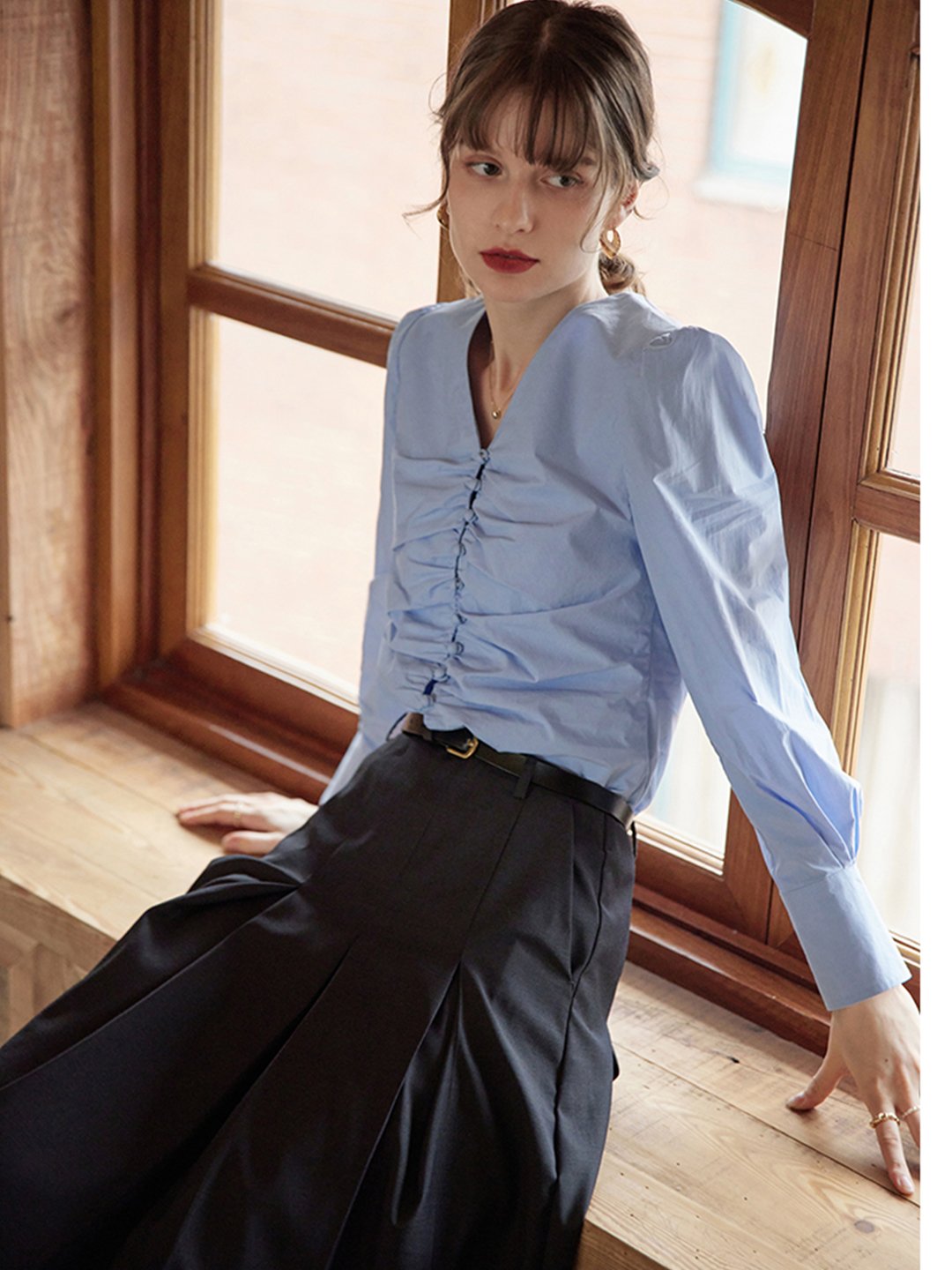 Jasmine Elegant V-Neck Puff sleeve Top-White