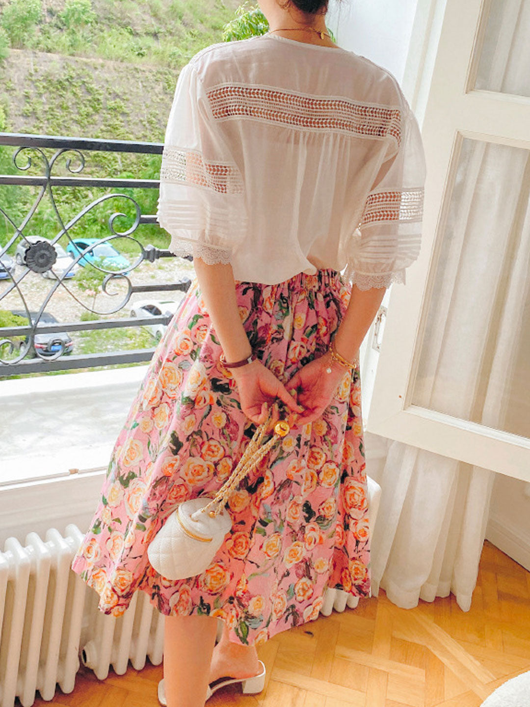 Sophie Elegant V-Neck Puff Sleeve Solid Color Top