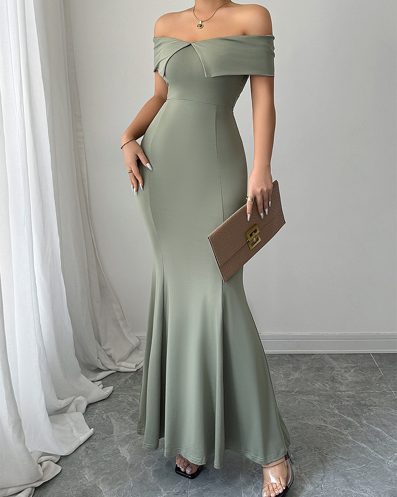 Elegant One-Shoulder Fitted Dress