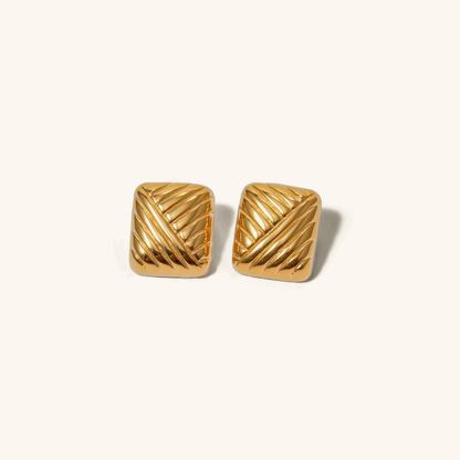 Bold Radiance - Geometric Gold Earrings