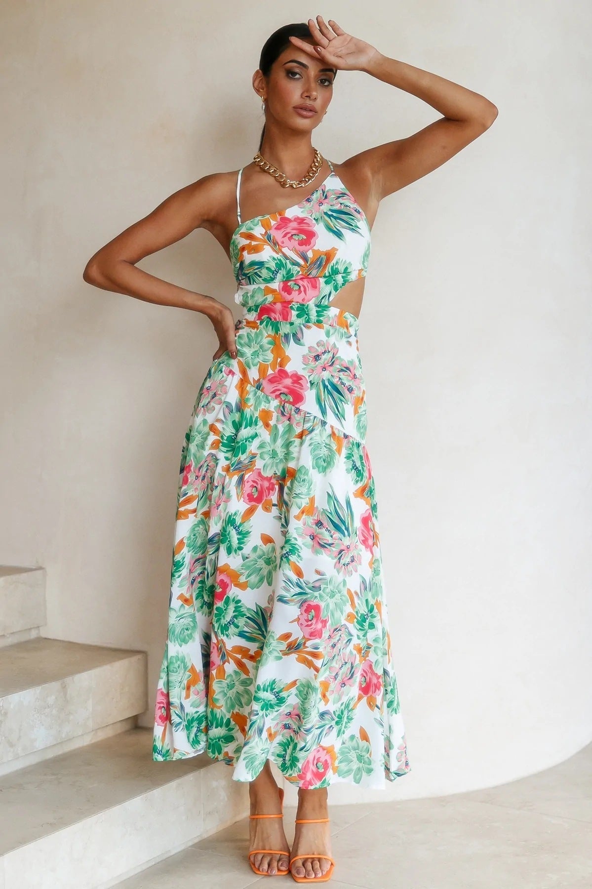 Vestido midi camisola asimétrico floral verde 