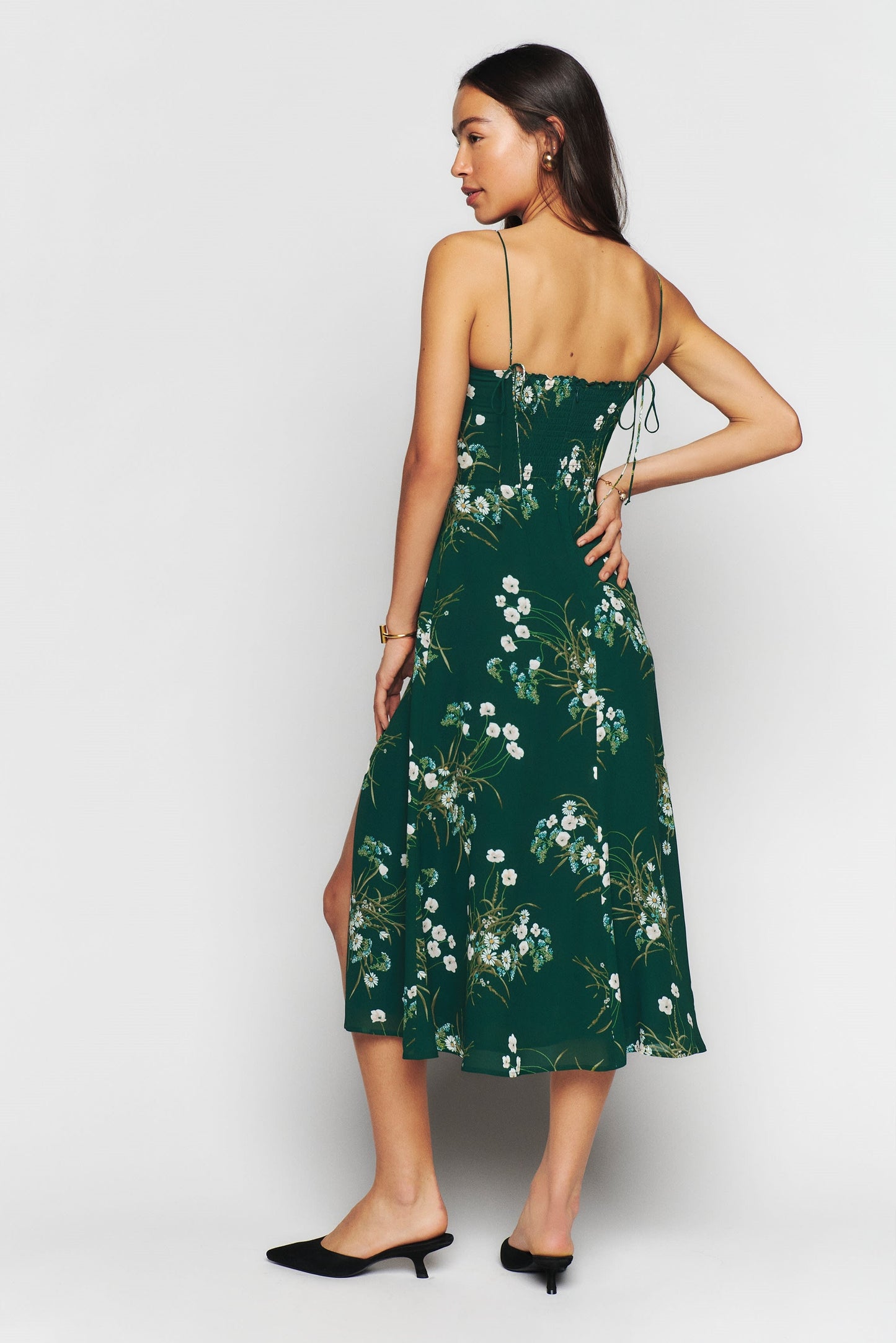 Vestido midi sin mangas con estampado floral verde 