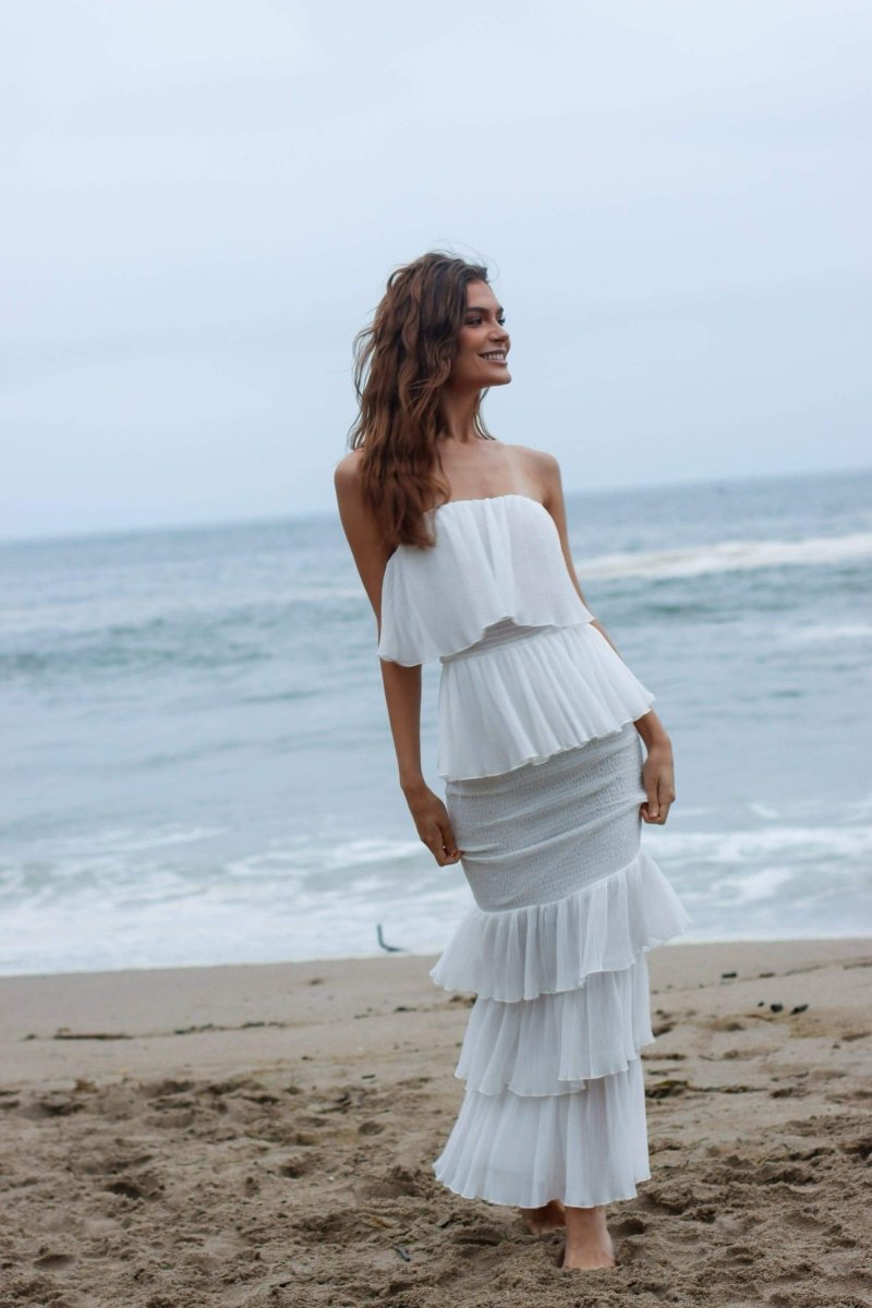 Vestido midi sin mangas con fruncido liso 