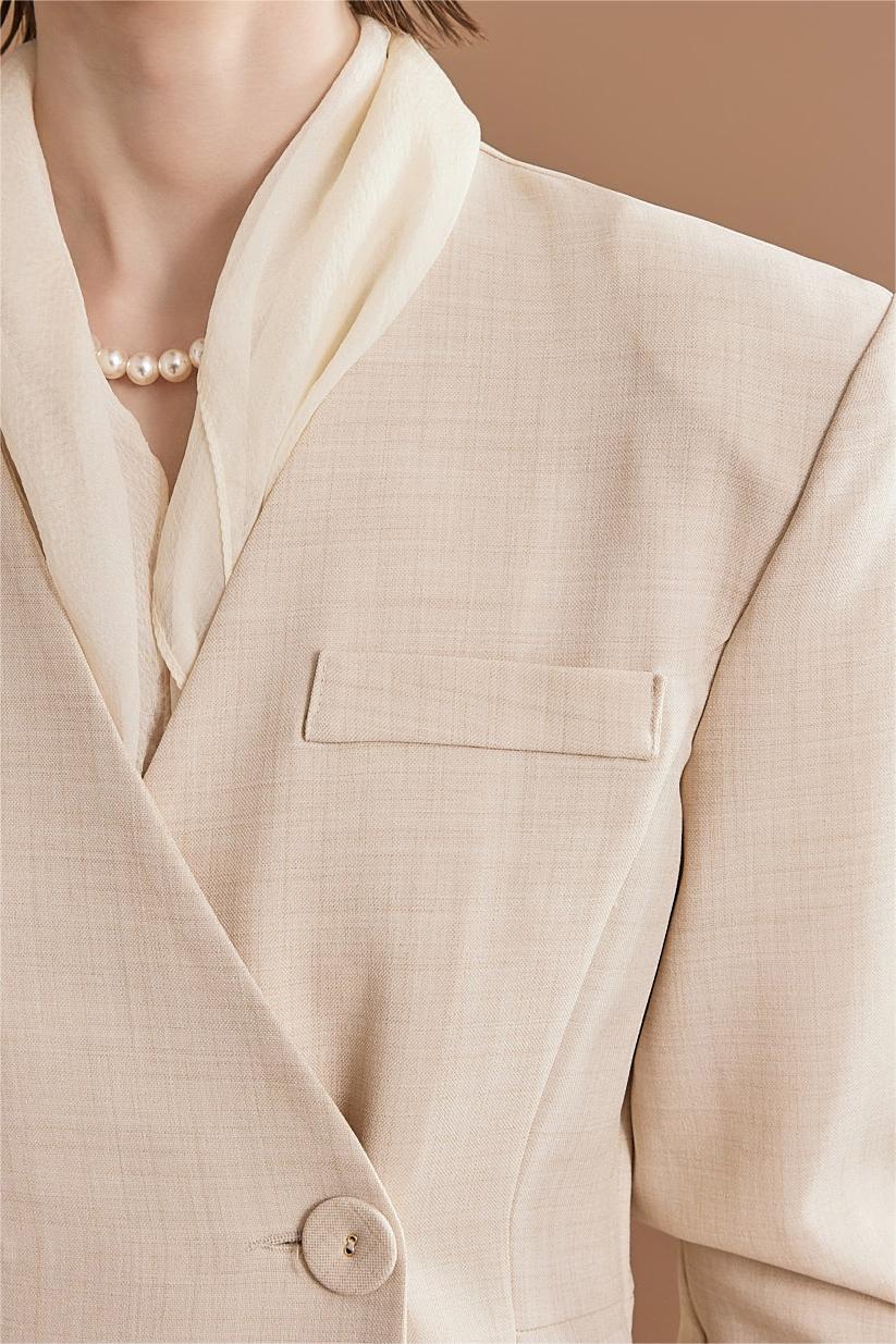 Conjunto de blazer de manga media lisa y pantalones anchos de cintura alta con cinturón 