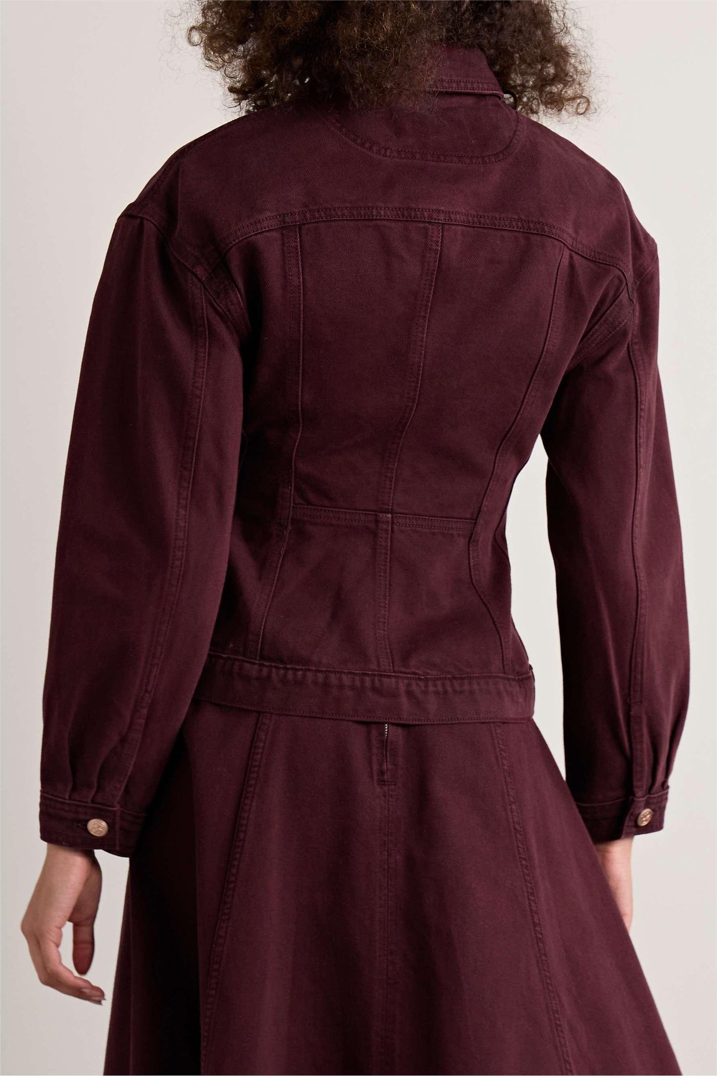 Conjunto de abrigo vaquero con cordones y falda midi de cintura alta 