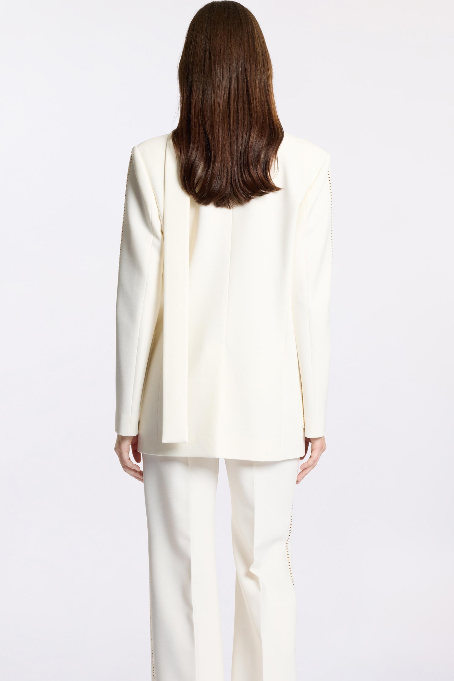 Blazer con bolsillos y pantalones de cintura alta con diamantes de imitación 