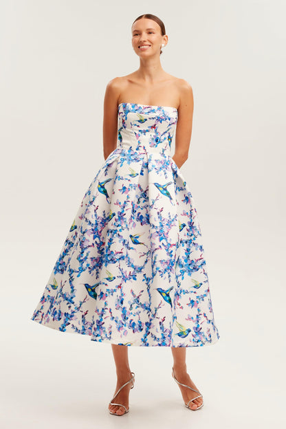 Vestido midi floral con hombros descubiertos y cordones 