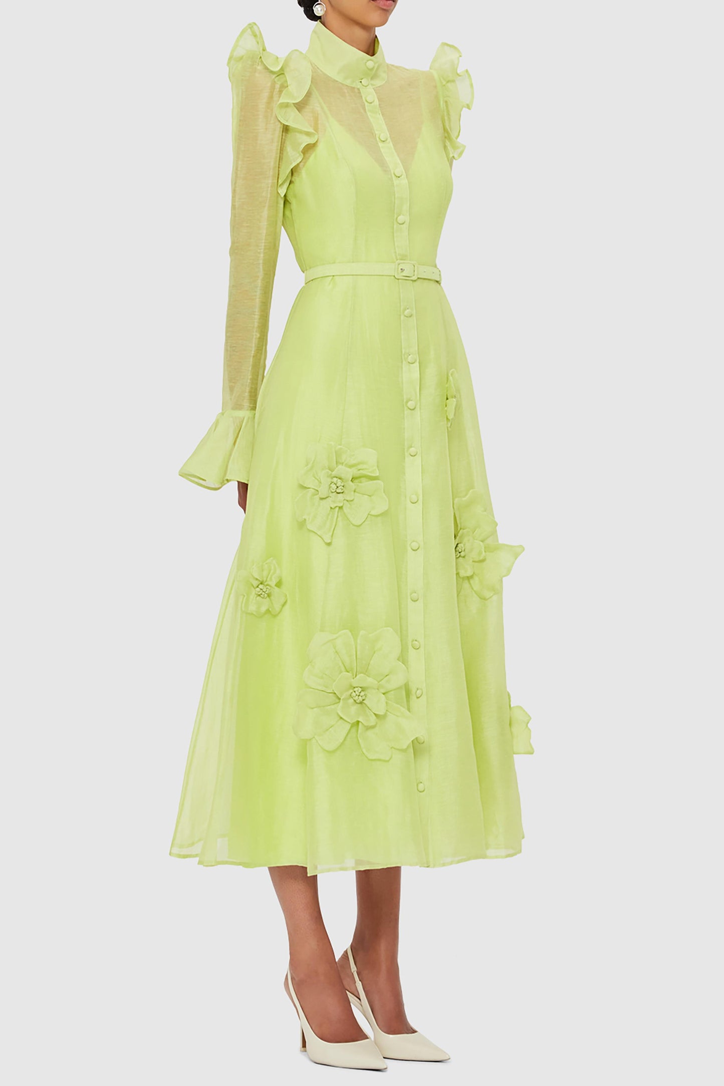 Vestido midi liso con volantes florales en 3D 