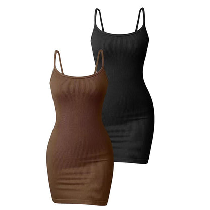 Vestido de mujer con ribete sin mangas y tirantes ajustados