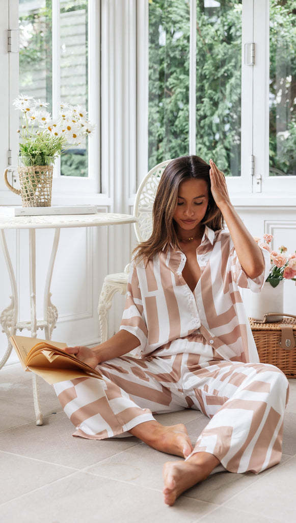 Women Clothing Printing Collared Short Sleeved Shirt Wide Leg Trousers Set