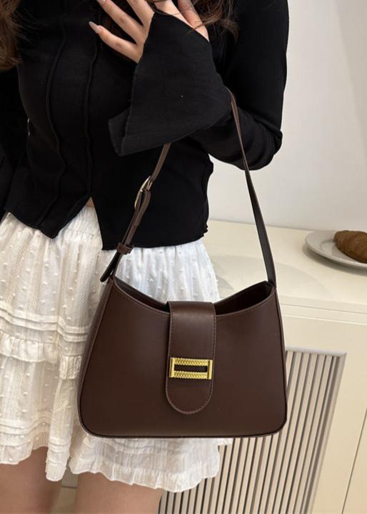 Elegant Minimalist Shoulder Bag