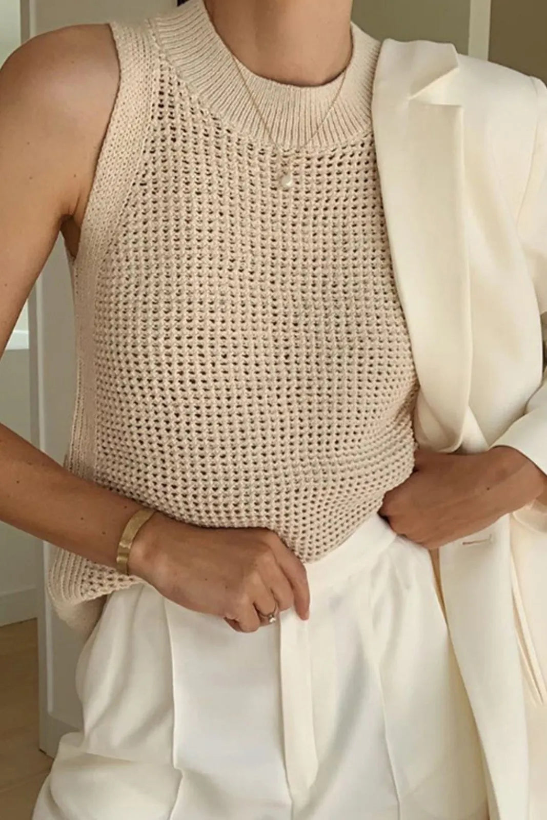 Rita Solid Knit Hollow Top