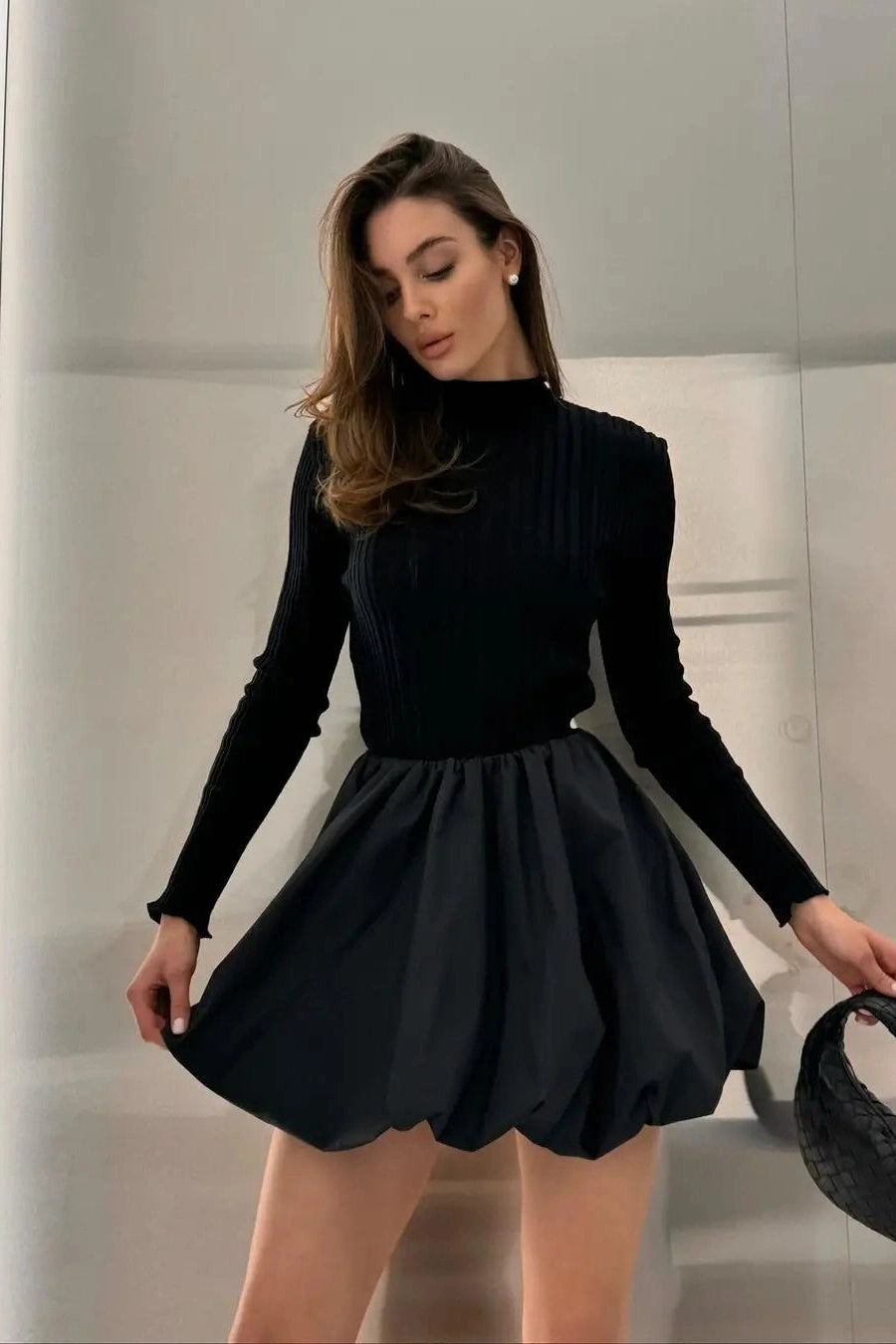 O-Neck Long Sleeved Mini Dress with High Waist