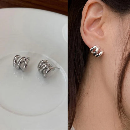 Lizakosht 2024 Geometric Pearl Star Earrings Korean Crystal Studs for Women Birthday Party Wedding Jewelry