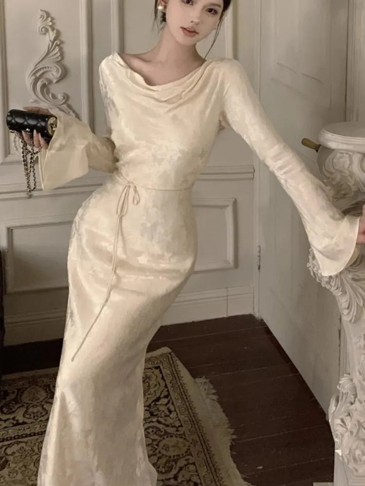 Vestidos de noche de boda ajustados de otoño para mujer, vestidos de fiesta de graduación vintage franceses con mangas acampanadas y cuello halter, vestidos midi para mujer, nuevos