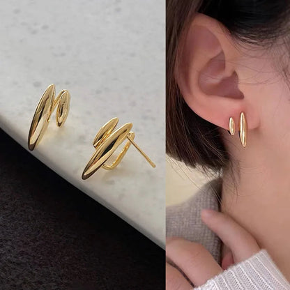 Lizakosht 2024 Geometric Pearl Star Earrings Korean Crystal Studs for Women Birthday Party Wedding Jewelry