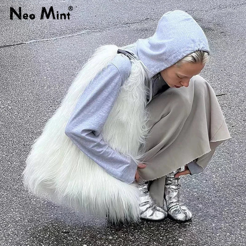 Bolso de hombro peludo y esponjoso estilo callejero Y2K de los años 00 para mujer, bolso grande de piel sintética a la moda, estilo Harajuku