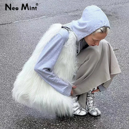 Bolso de hombro peludo y esponjoso estilo callejero Y2K de los años 00 para mujer, bolso grande de piel sintética a la moda, estilo Harajuku