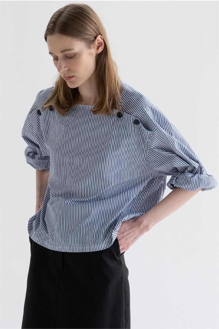 Blusa de manga larga abotonada a rayas 