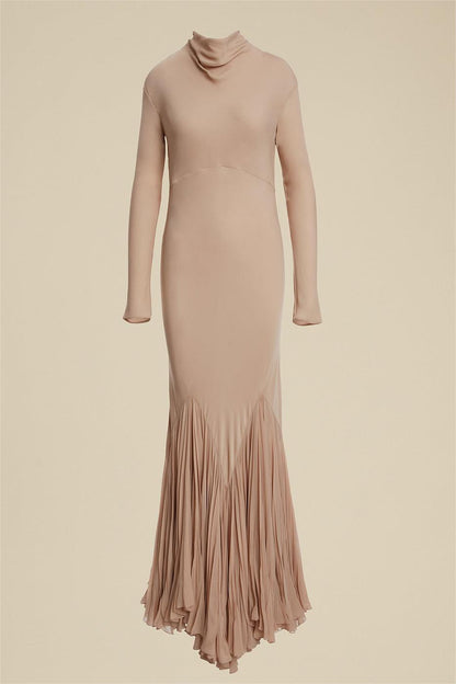 Vestido largo plisado de manga larga con escote vuelto 