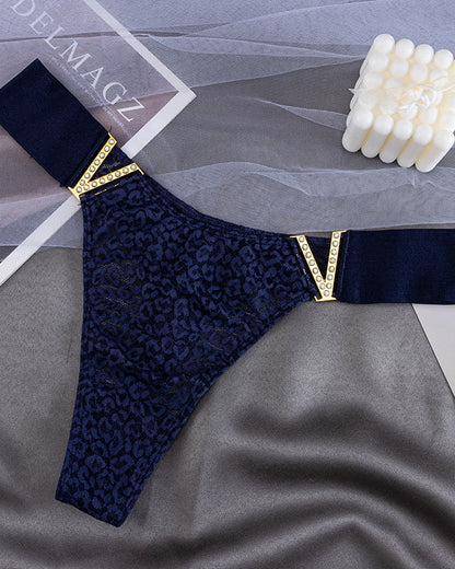 V-Neck Rhinestone Lace Panties（9 Pieces）