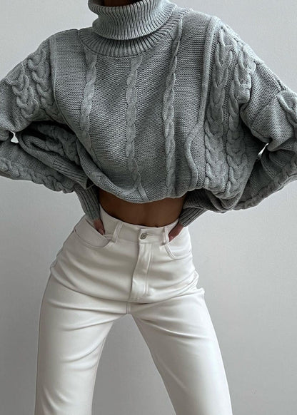 Cable Knit Cropped Turtleneck Sweater – Women’s Chunky Knit Pullover