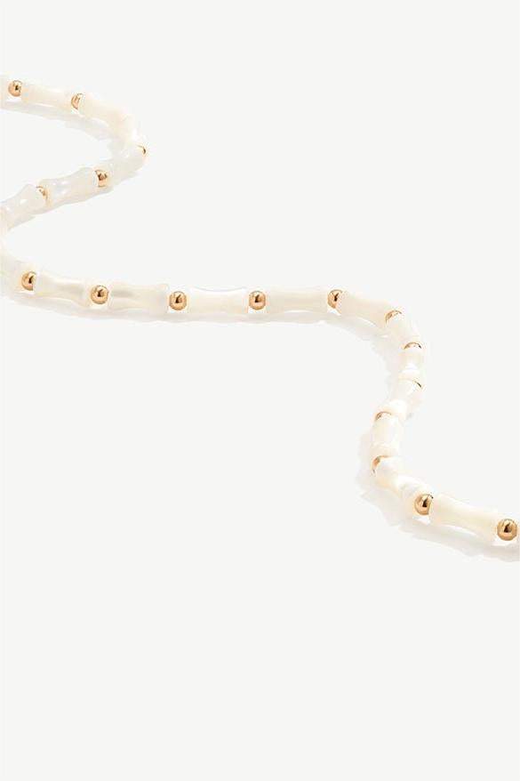Collar de bambú con perlas naturales 