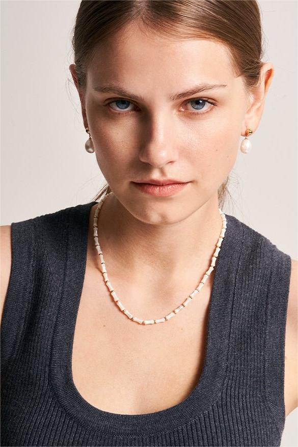 Collar de bambú con perlas naturales 