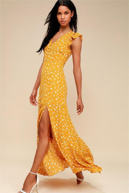 Vestido largo con escote en V y mangas con vuelo 