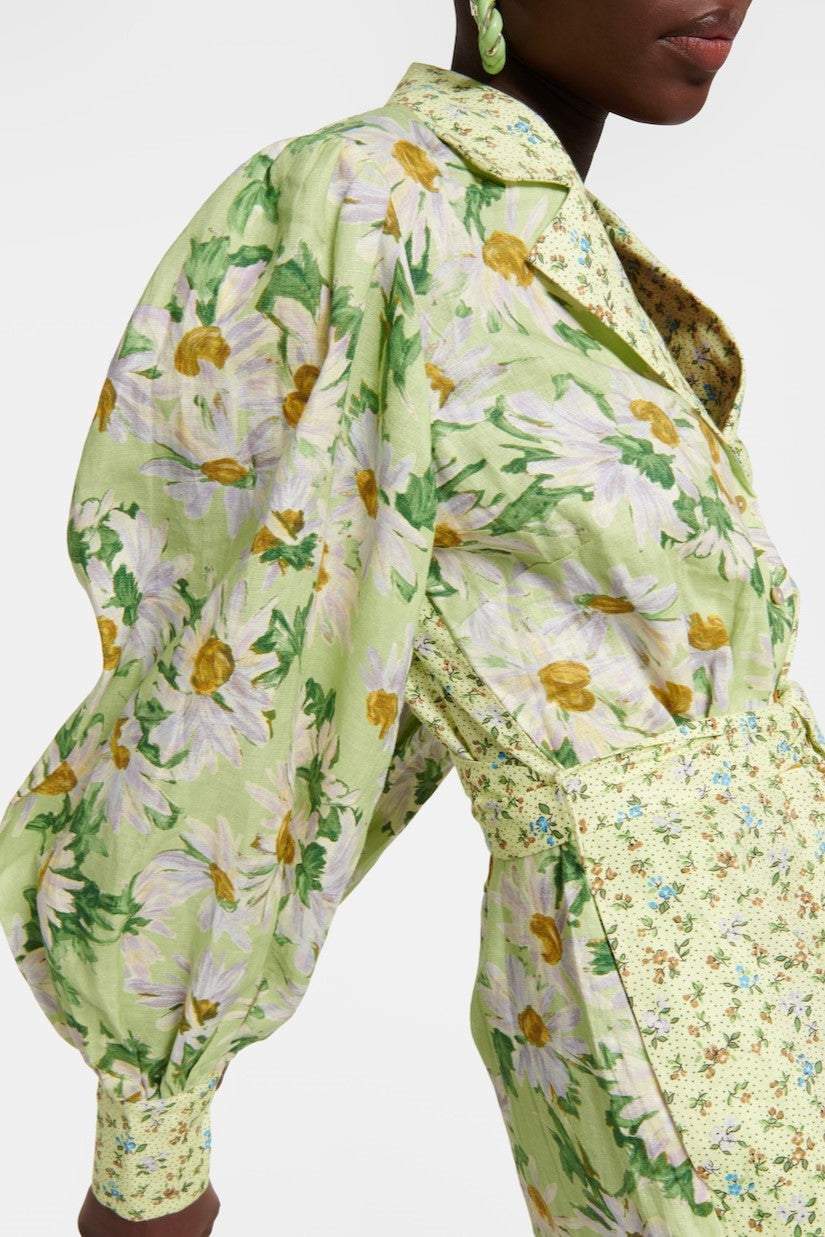 Minivestido floral de manga larga con cinturón 