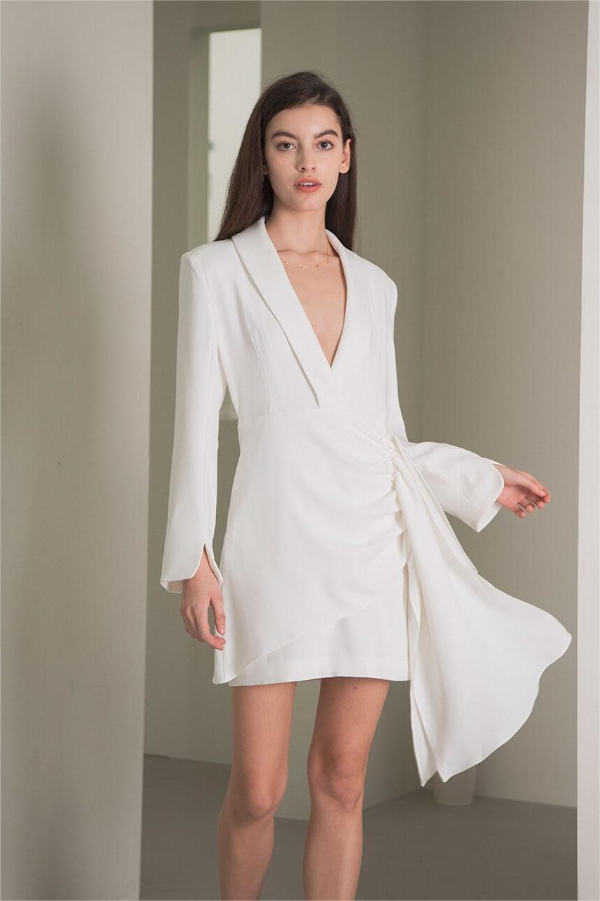 Vestido mini blanco de manga larga con escote en V y fruncido elástico 