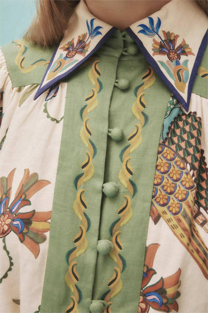 Vestido mini de manga larga con cuello camisero de botonadura sencilla y estampado floral 