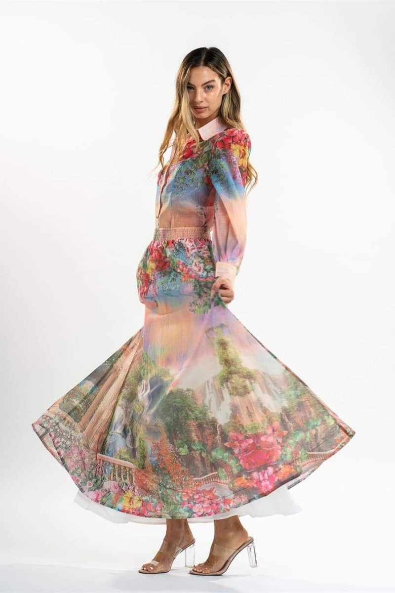 Conjunto de blusa con estampado floral de Roxanne 