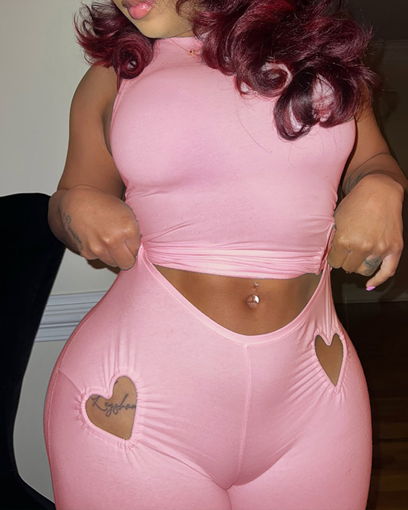 Hollow Heart Pleated Flared Set